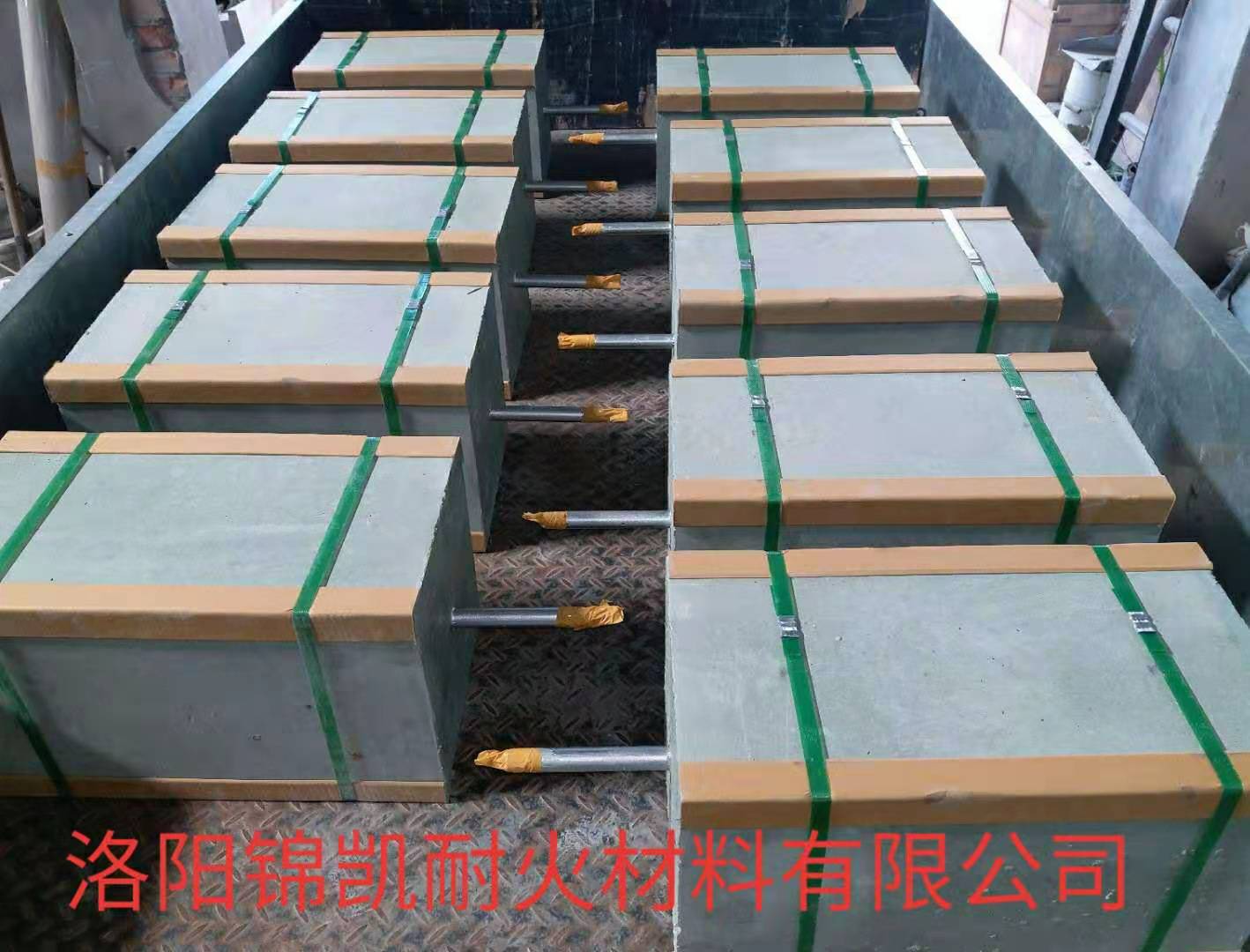 （煉鋼，煉硅）透氣磚(圖2)